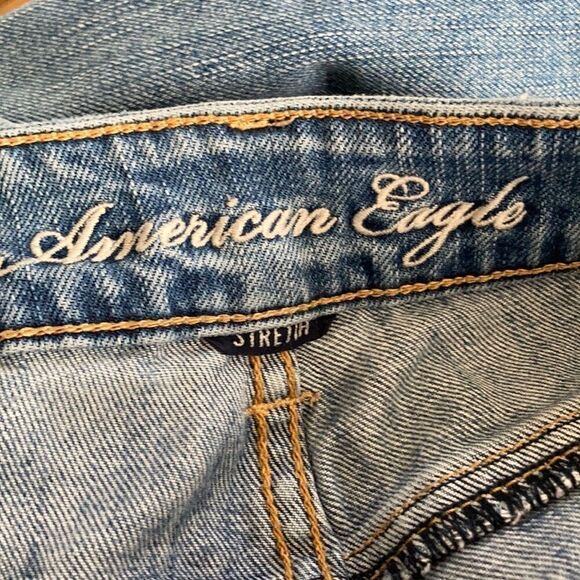American Eagle Boy Fit Stretch Denim - Picture 10 of 12